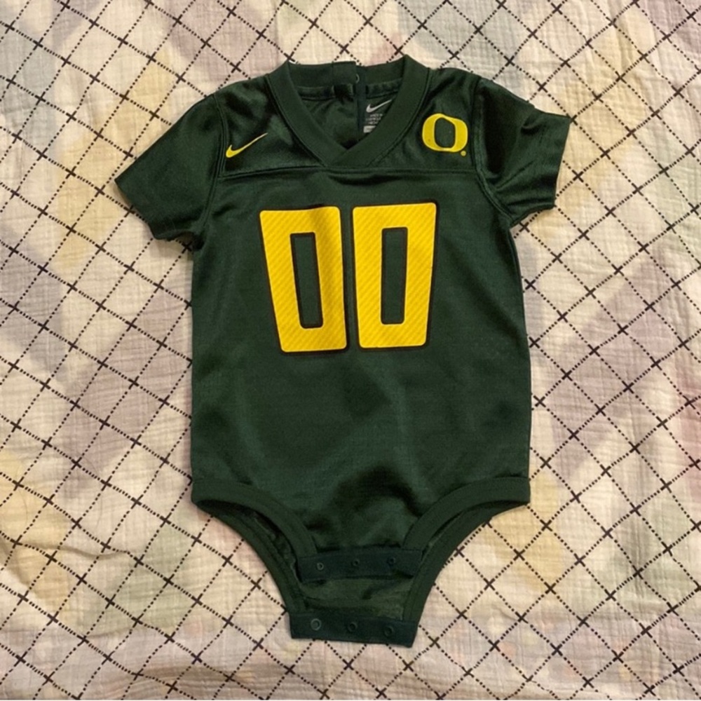 Nike Oregon Ducks Jersey 12 month size